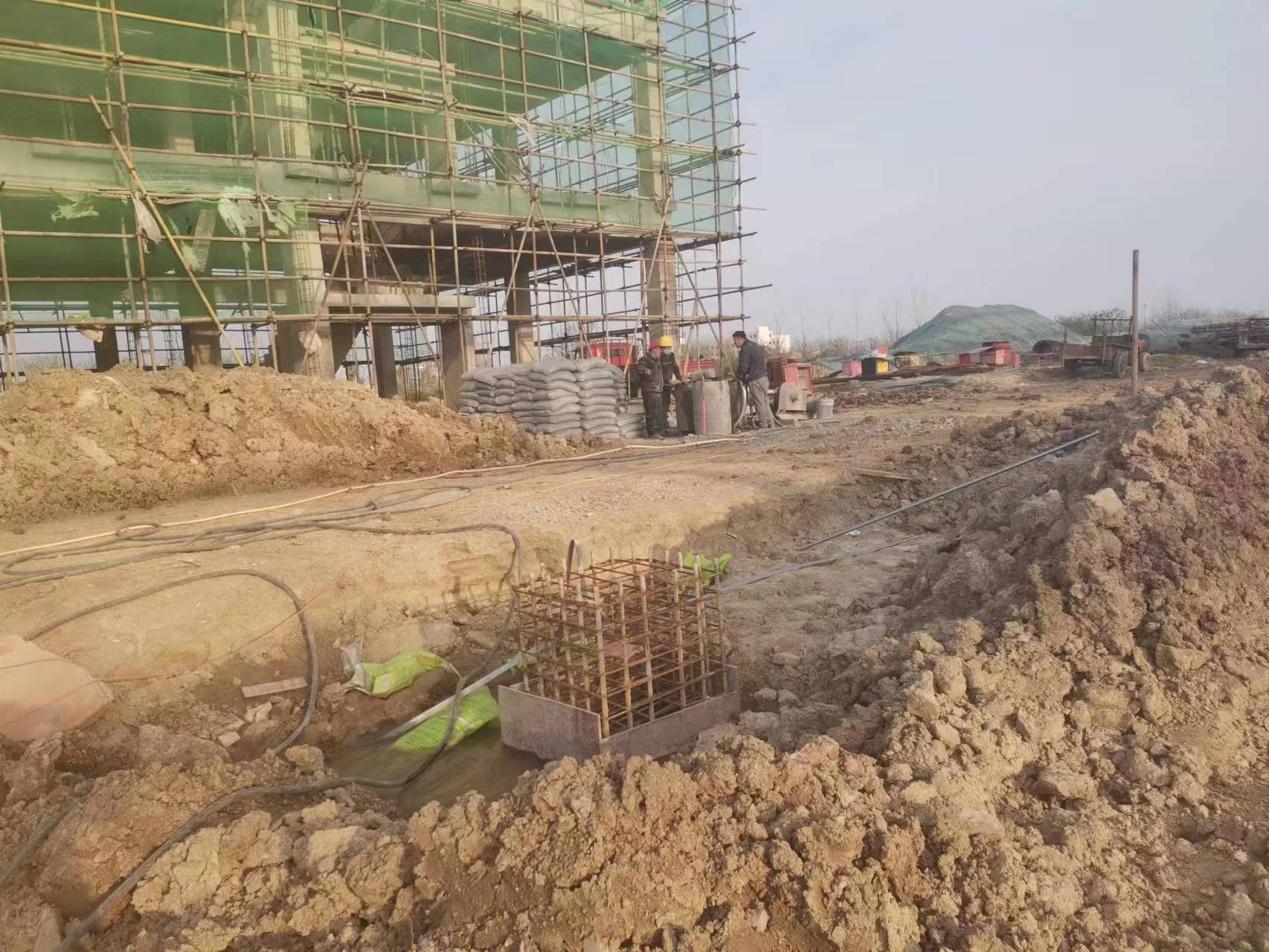 廉江当桥梁出现裂缝的时候应该及时加固修补